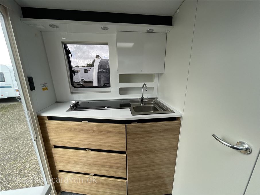 Adria Action 391 LH Sport